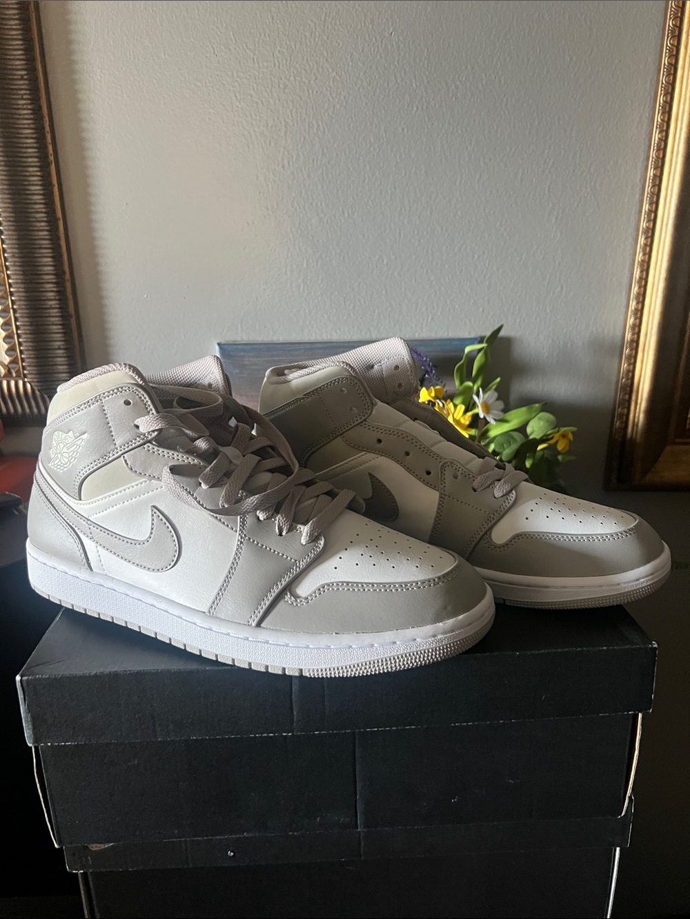 Nike Air Jordan 1 Mid Men's Sneakers - Light Gray & White